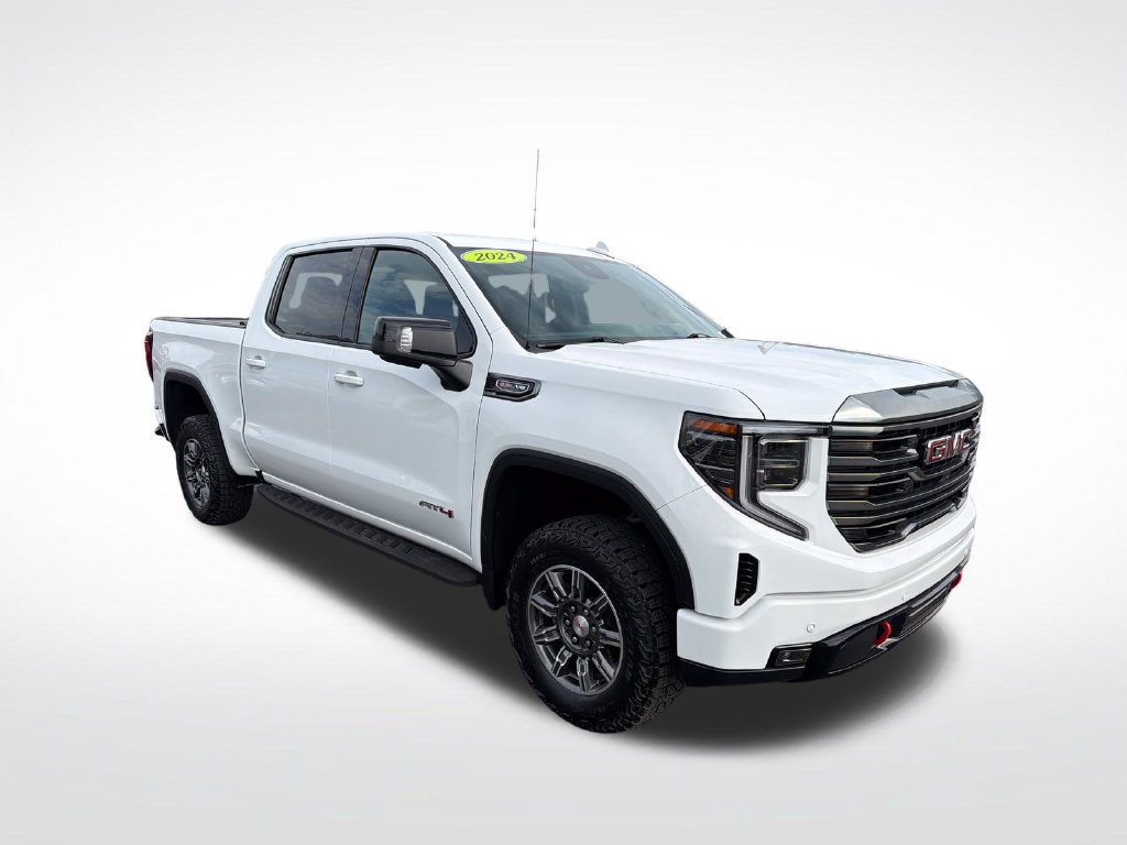 Used 2024 GMC Sierra 1500 AT4 w/ Technology Package AWD/4WD image 3