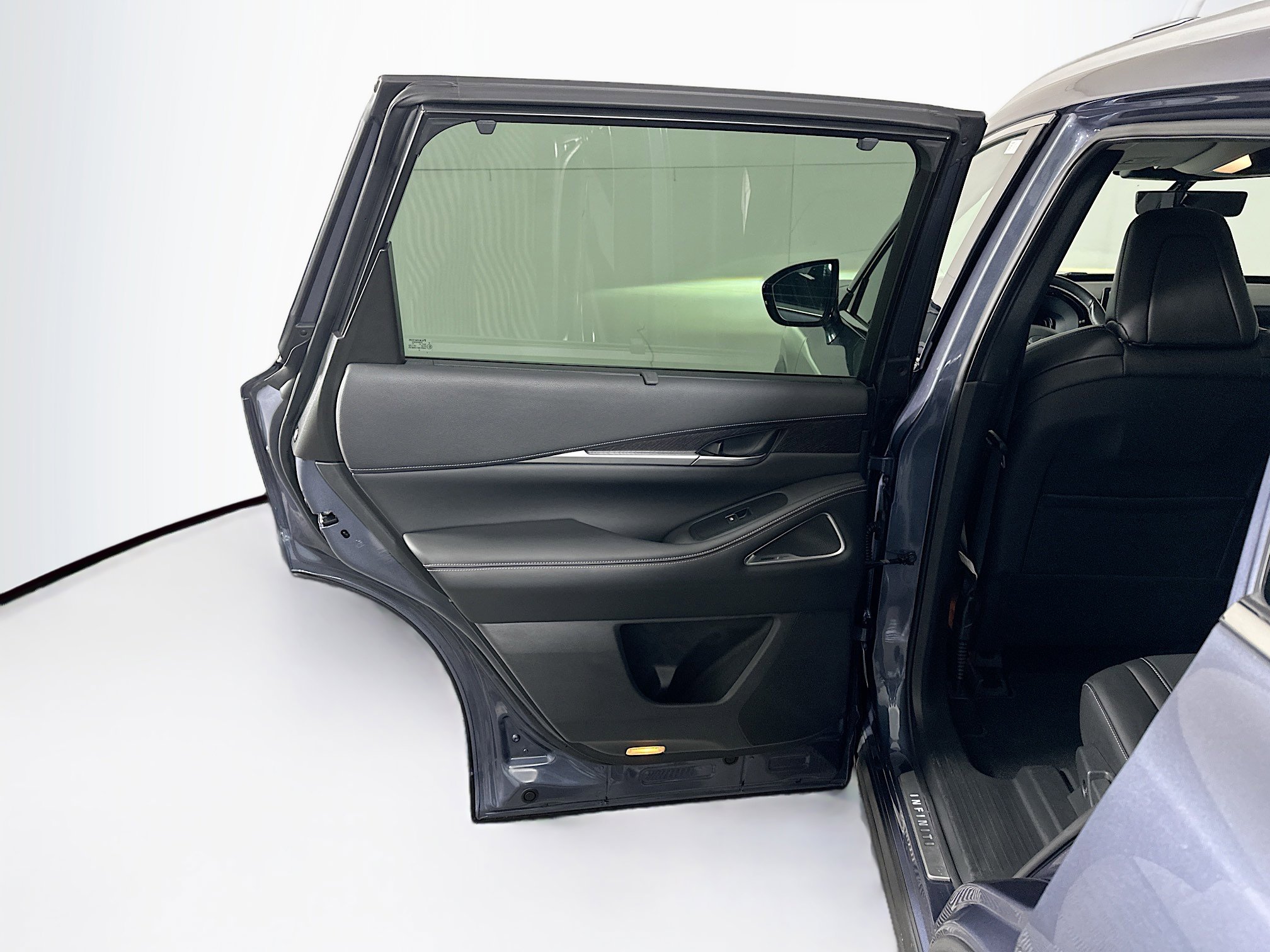 Used 2022 INFINITI QX60 Sensory w/ Vision Package FWD image 28
