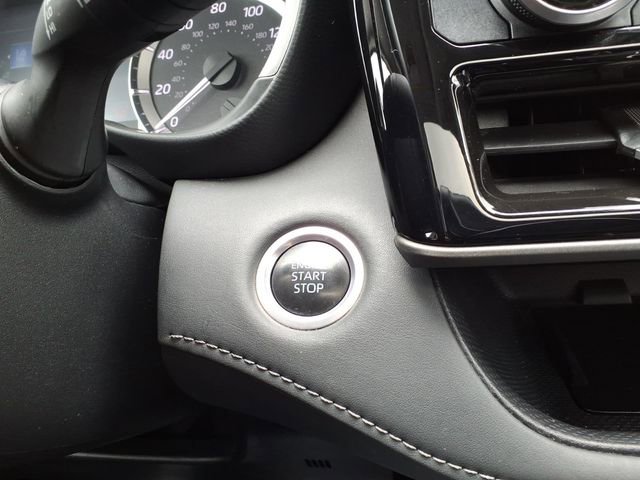 Certified 2024 Toyota Highlander XLE AWD/4WD image 30