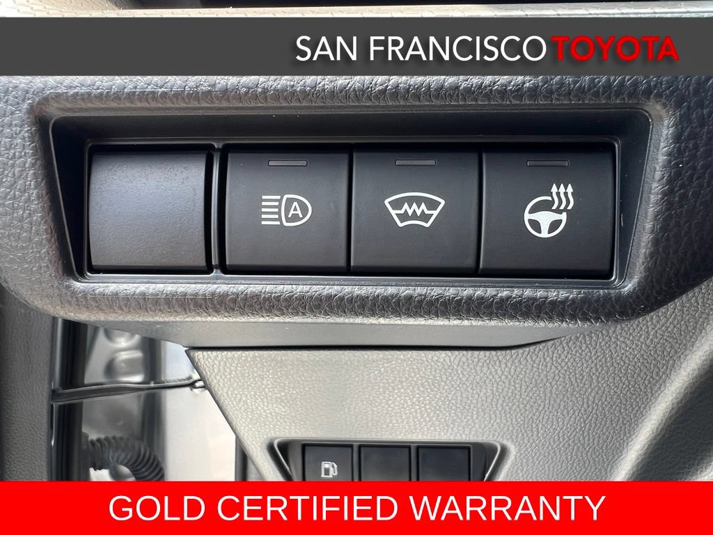 Certified 2024 Toyota Prius XLE FWD image 35