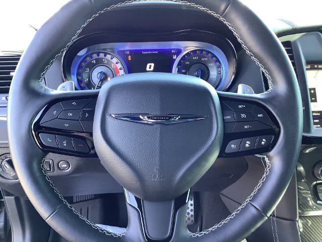 Used 2023 Chrysler 300 C RWD image 11
