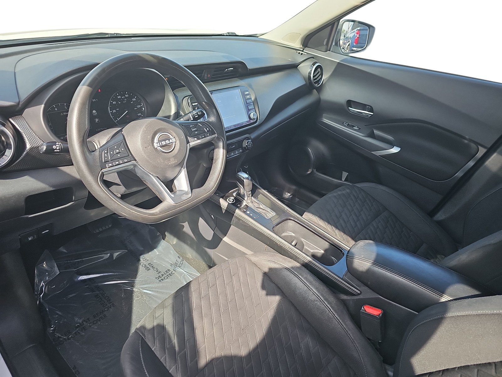 Used 2022 Nissan Kicks SV FWD image 13