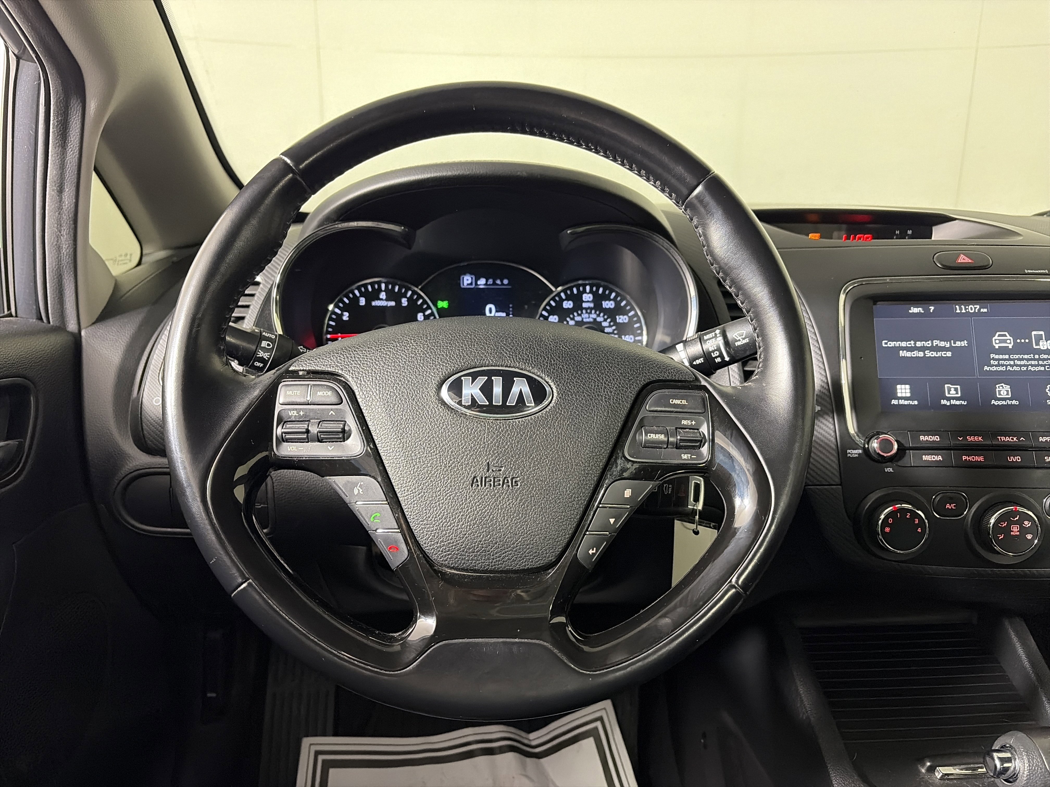 Used 2018 Kia Forte S image 24