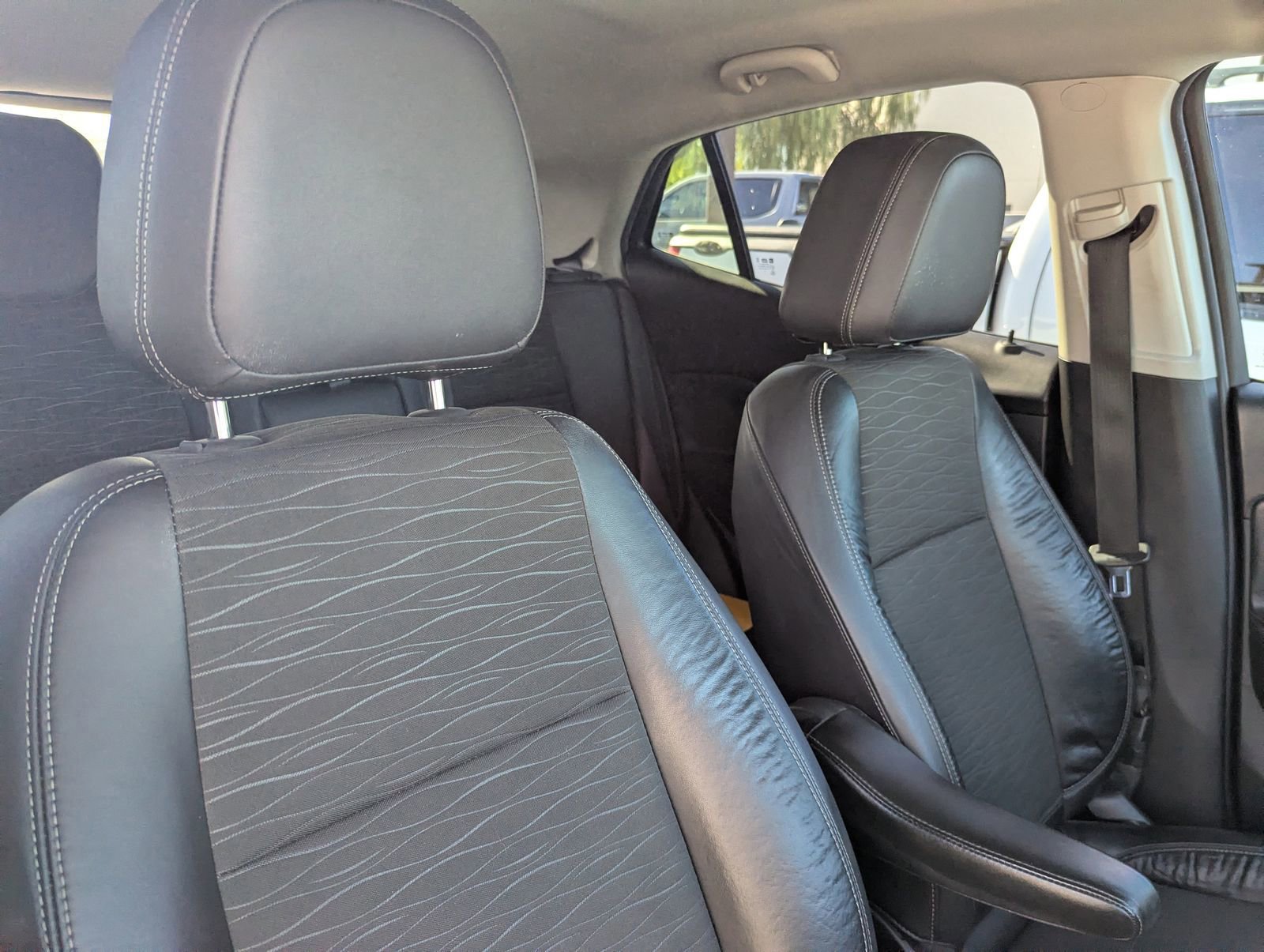 Used 2016 Buick Encore Convenience image 6
