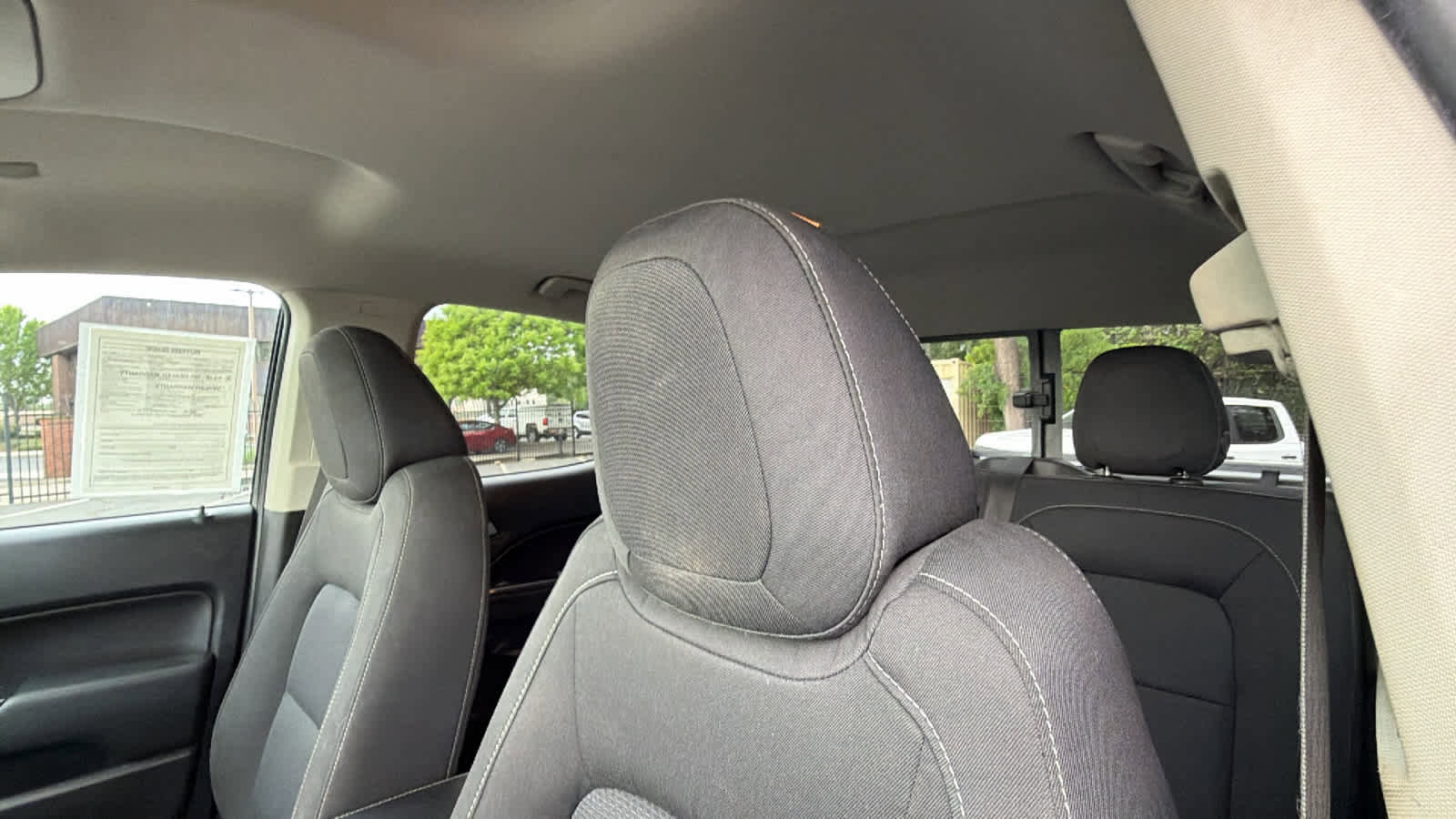 Used 2020 Chevrolet Colorado LT w/ LT Convenience Package image 11