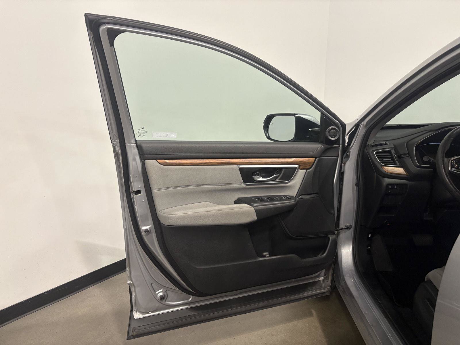 Used 2022 Honda CR-V EX image 10