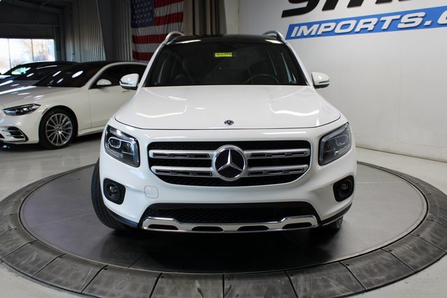 Used 2020 Mercedes-Benz GLB 250 image 3