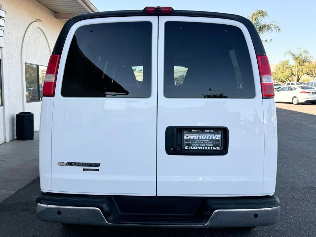 Used 2016 Chevrolet Express 2500 LT w/ LT Preferred Equipment Group RWD image 5