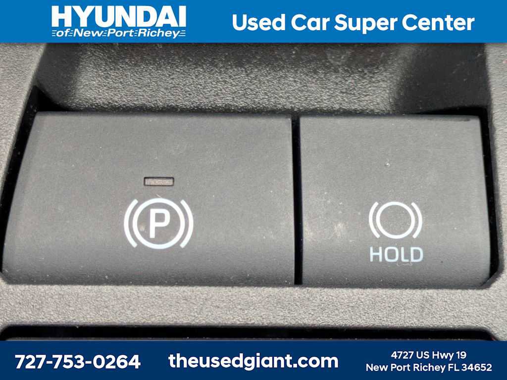 Used 2024 Toyota RAV4 XLE w/ Convenience Package image 30