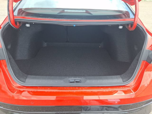 New 2026 Nissan Sentra SR w/ SR Premium Package FWD image 20