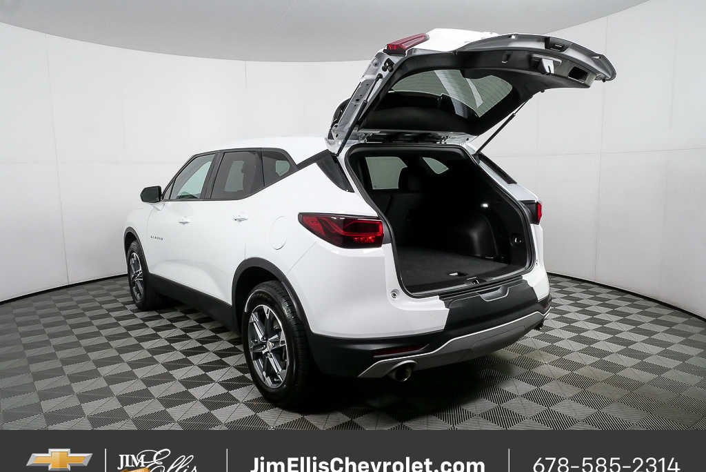 Certified 2025 Chevrolet Blazer LT FWD image 29