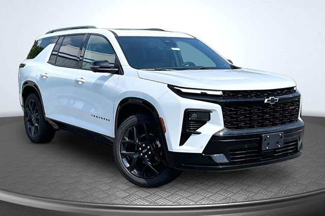New 2026 Chevrolet Traverse RS w/ LPO, Floor Liner Package FWD image 2