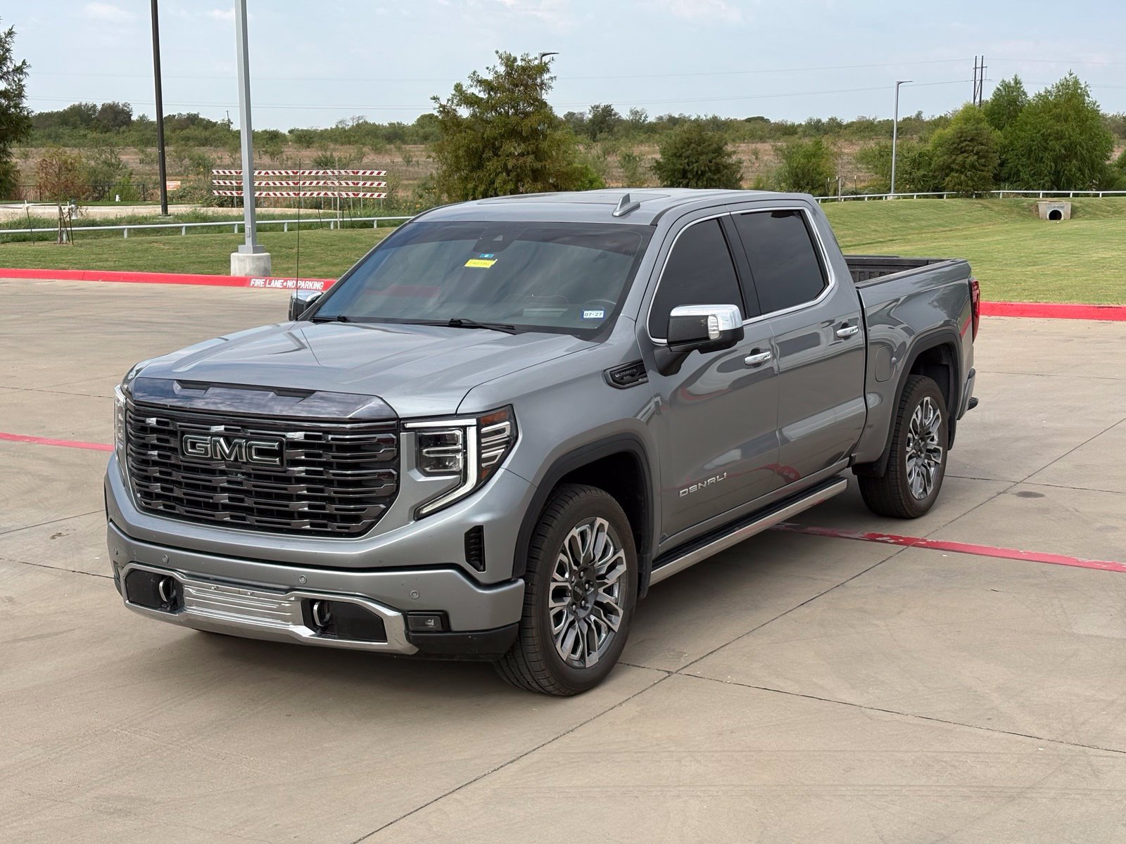 Certified 2024 GMC Sierra 1500 Denali Ultimate AWD/4WD image 13