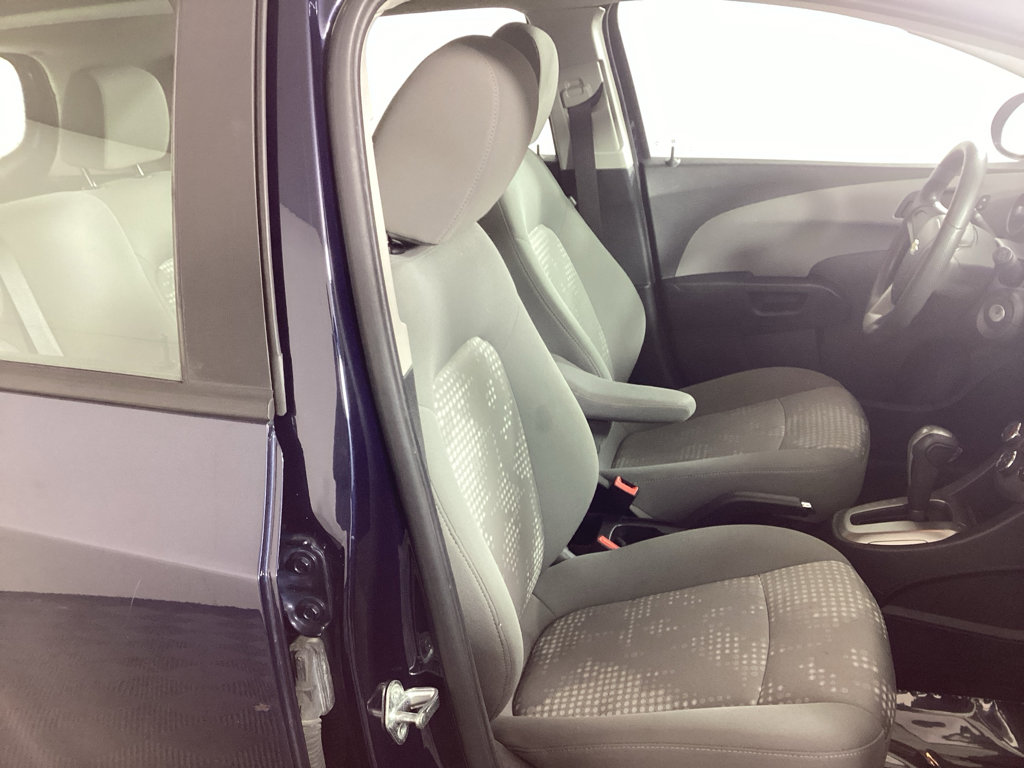 Used 2016 Chevrolet Sonic LS image 8