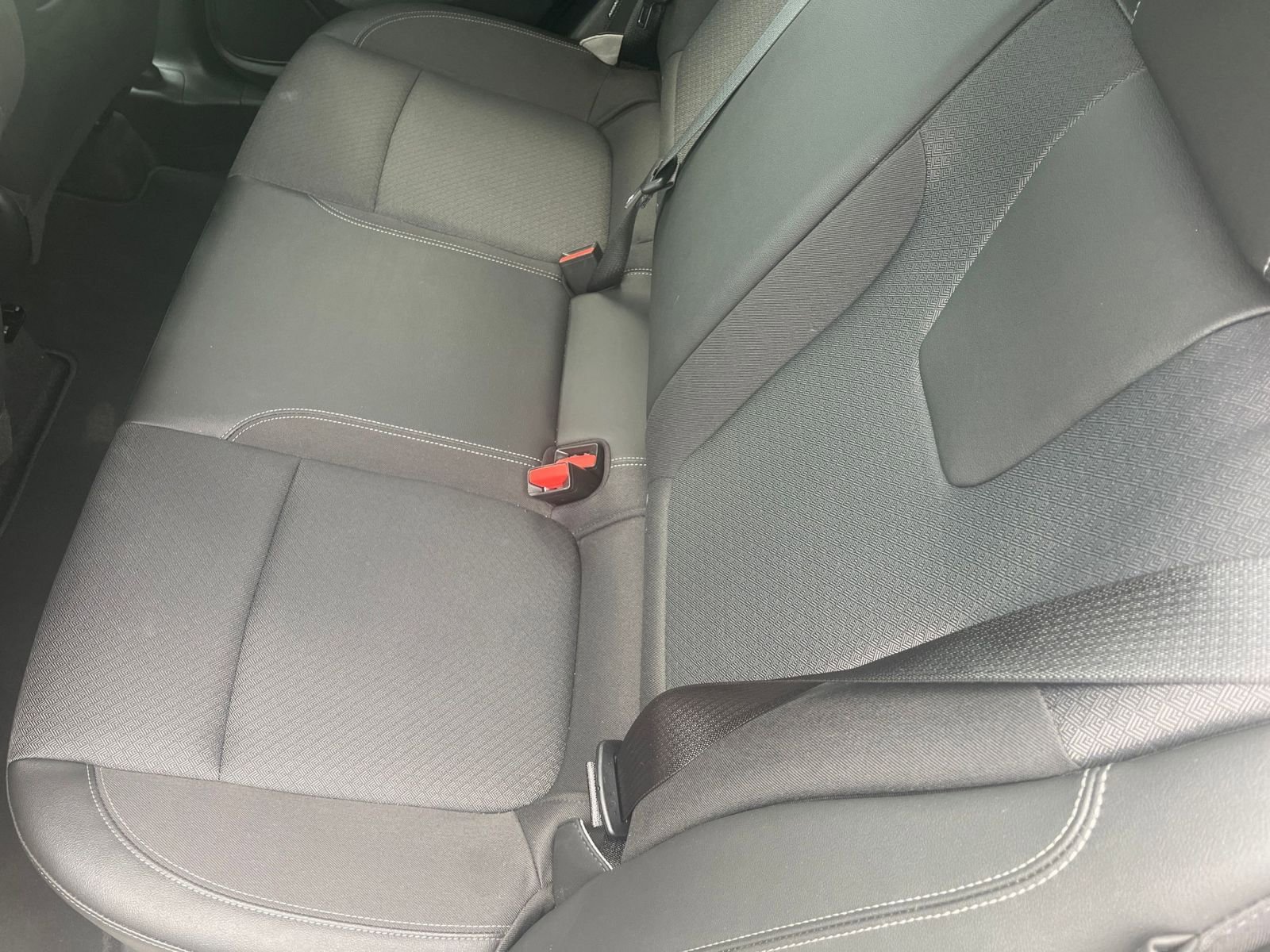 Used 2025 Buick Encore GX Preferred FWD image 36