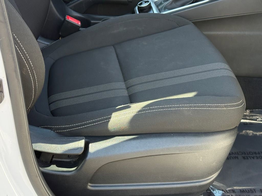 Used 2023 Hyundai Venue SEL image 10