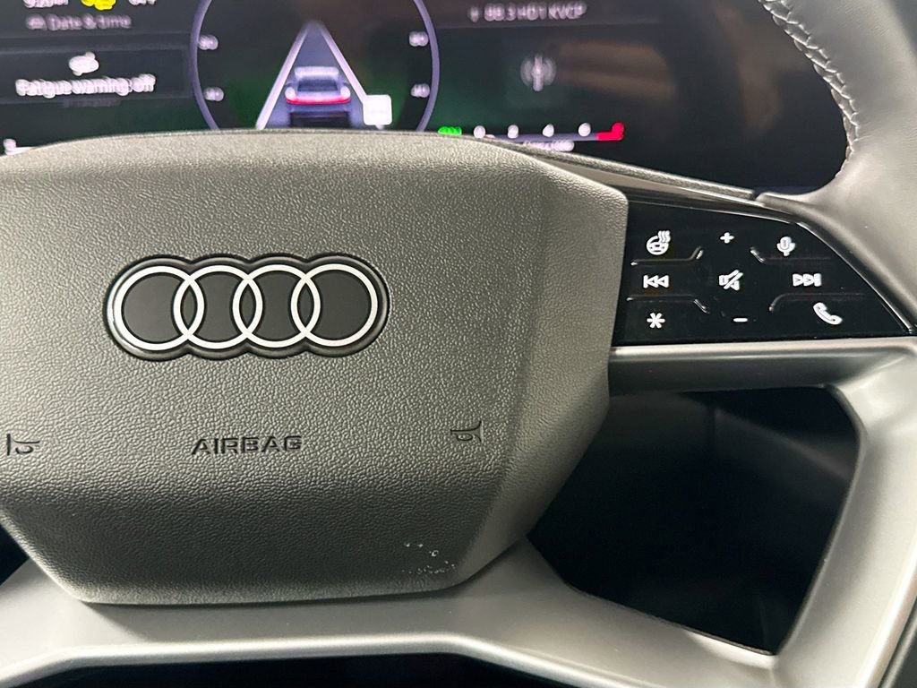 Used 2025 Audi Q5 Premium Plus w/ Premium Plus AWD/4WD image 12