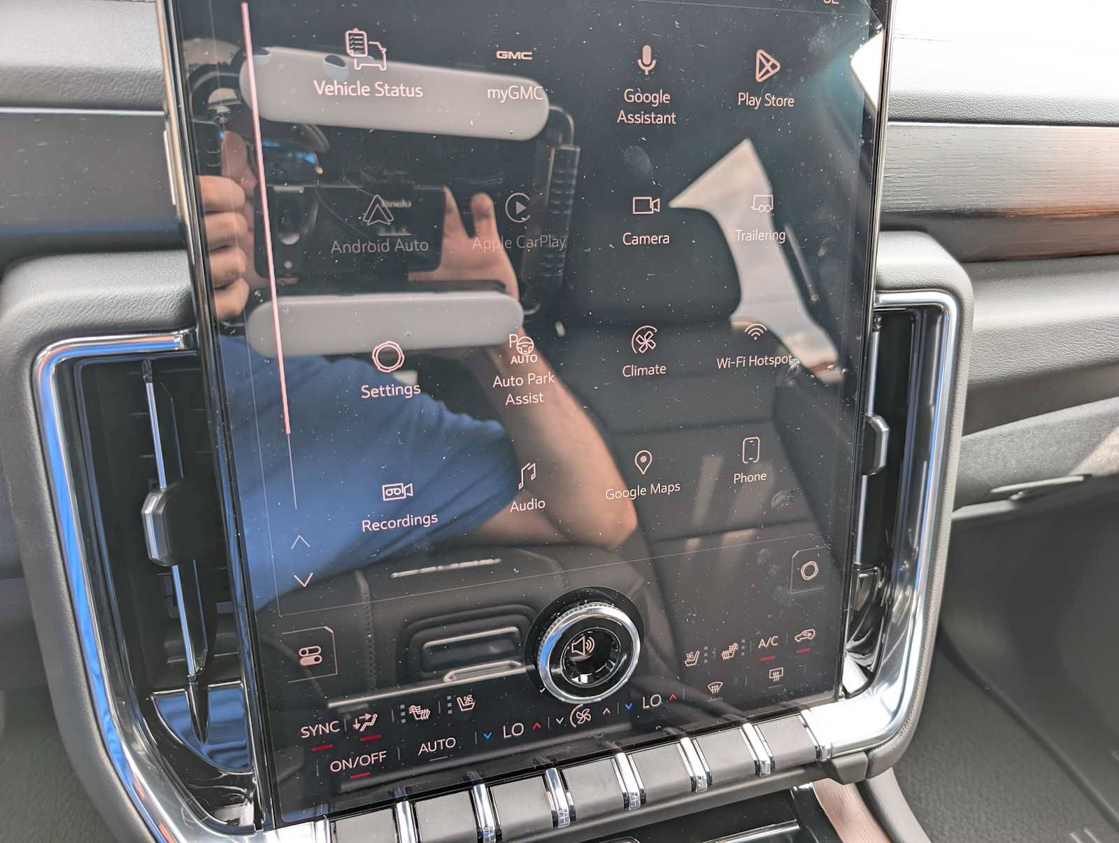 New 2026 GMC Yukon Denali AWD/4WD image 19