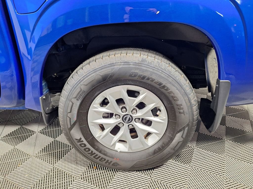 Used 2024 Nissan Frontier SV w/ Technology Package RWD image 23