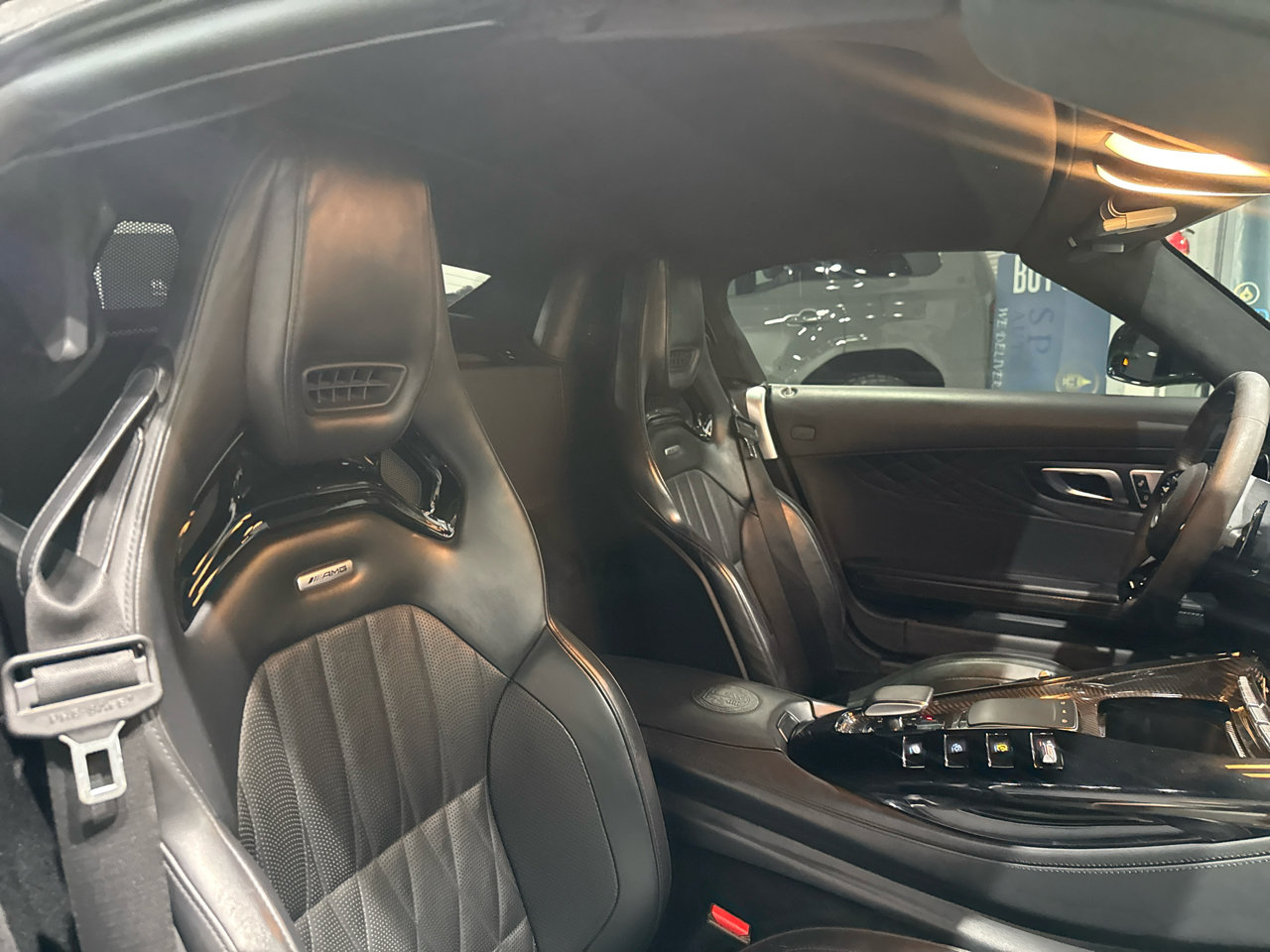 Used 2020 Mercedes-Benz AMG GT R image 31