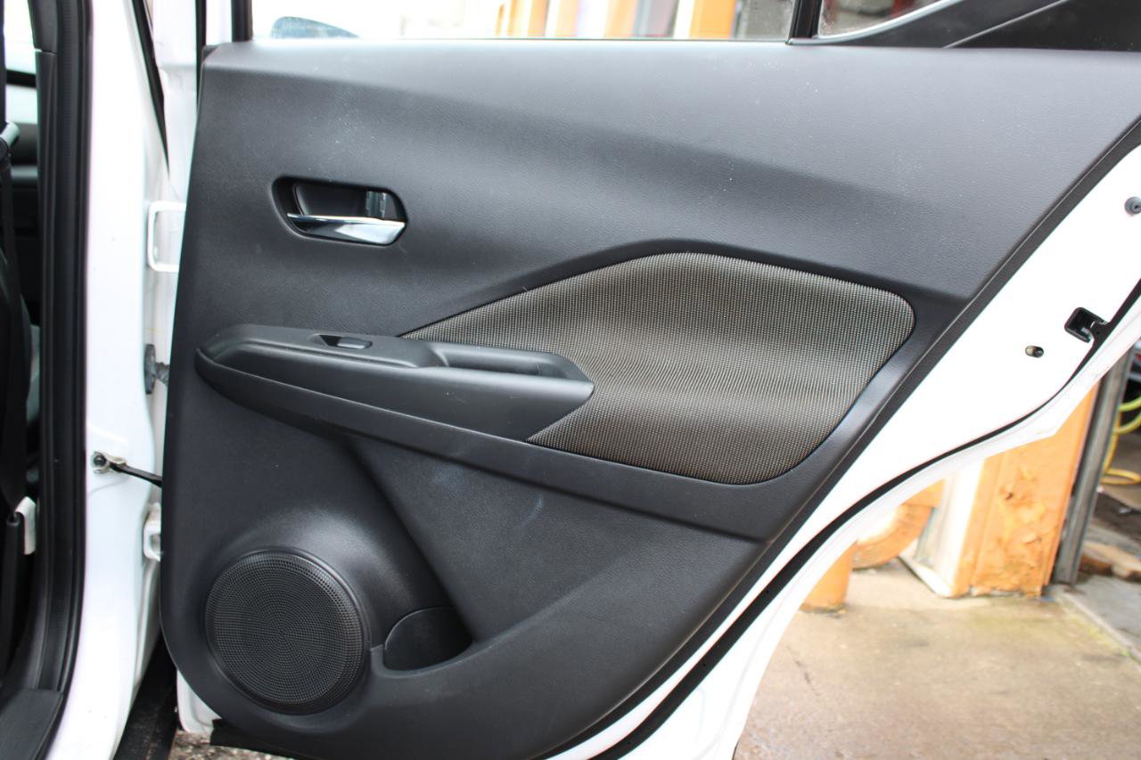 Used 2019 Nissan Kicks SV FWD image 41