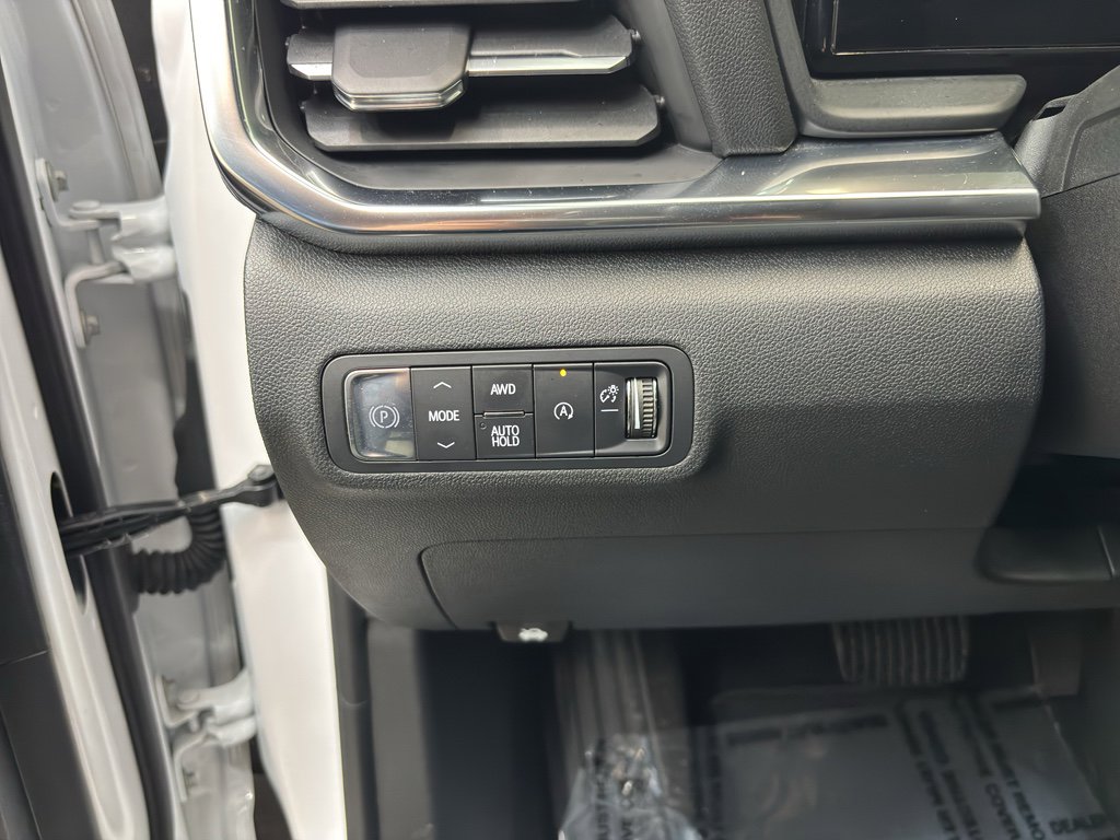 Used 2025 GMC Terrain Elevation image 19