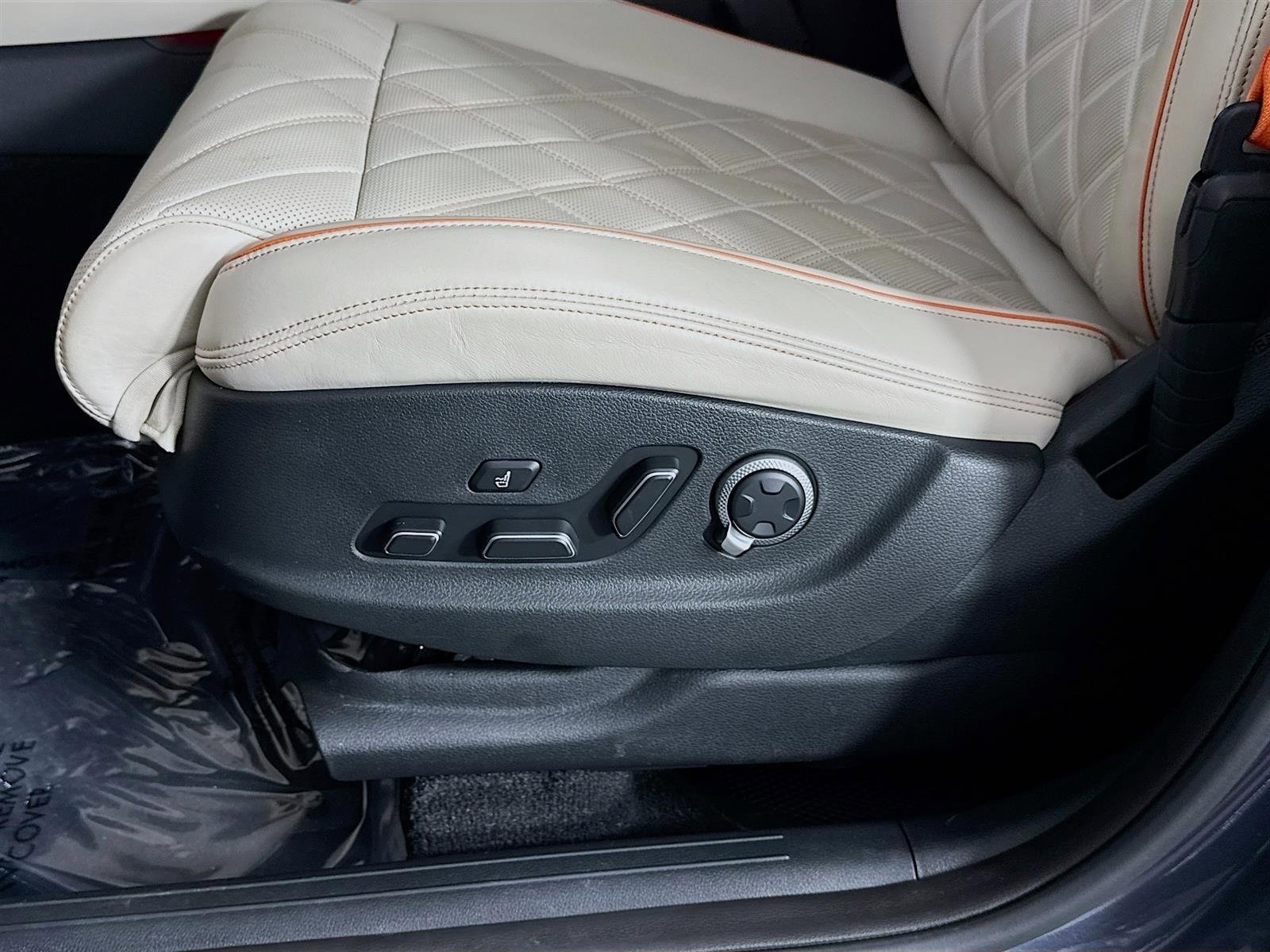 Certified 2026 Genesis GV70 3.5T Sport Prestige image 22