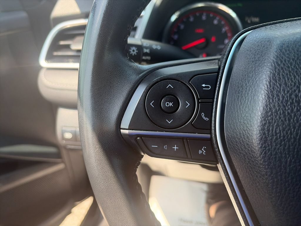 Used 2018 Toyota Camry XSE FWD image 27