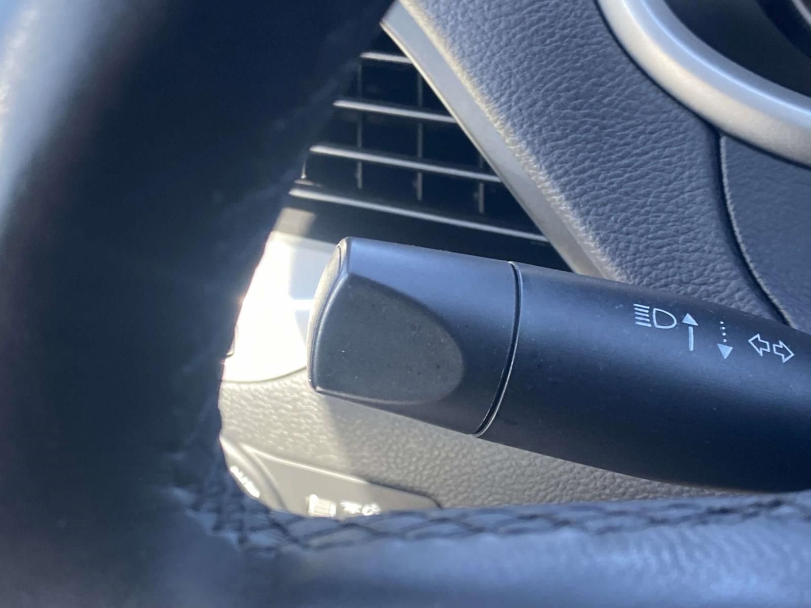 Used 2018 Jeep Cherokee Latitude Plus image 28