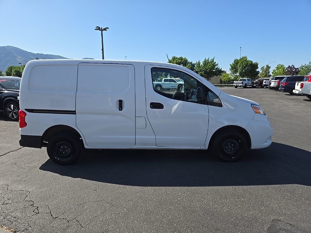 Used 2021 Nissan NV200 S w/ Back Door Glass Package image 4