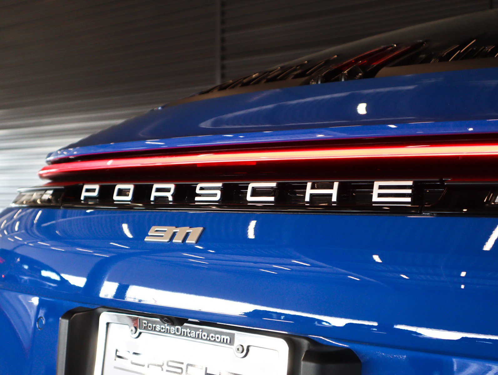 Certified 2025 Porsche 911 Carrera image 31