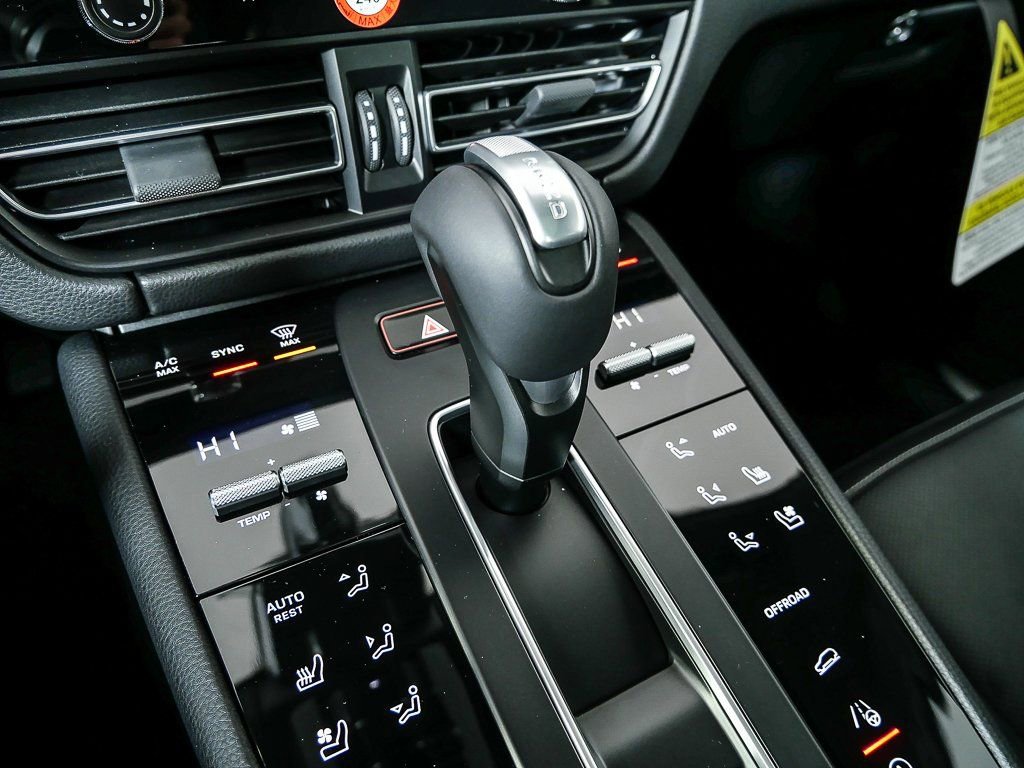 New 2026 Porsche Macan S image 19