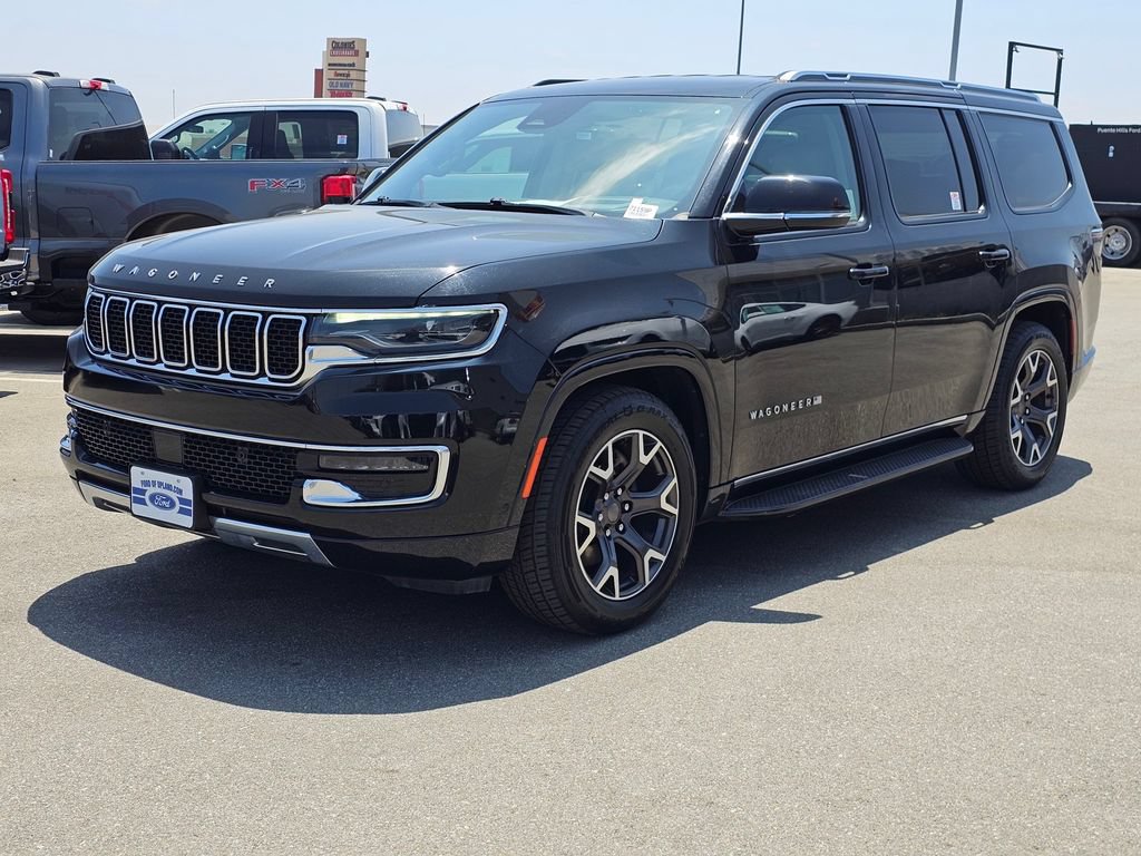 Used 2024 Jeep Wagoneer Series III AWD/4WD image 4