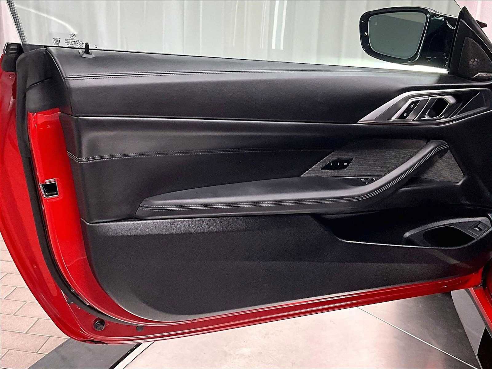 Used 2025 BMW M4 Competition image 25