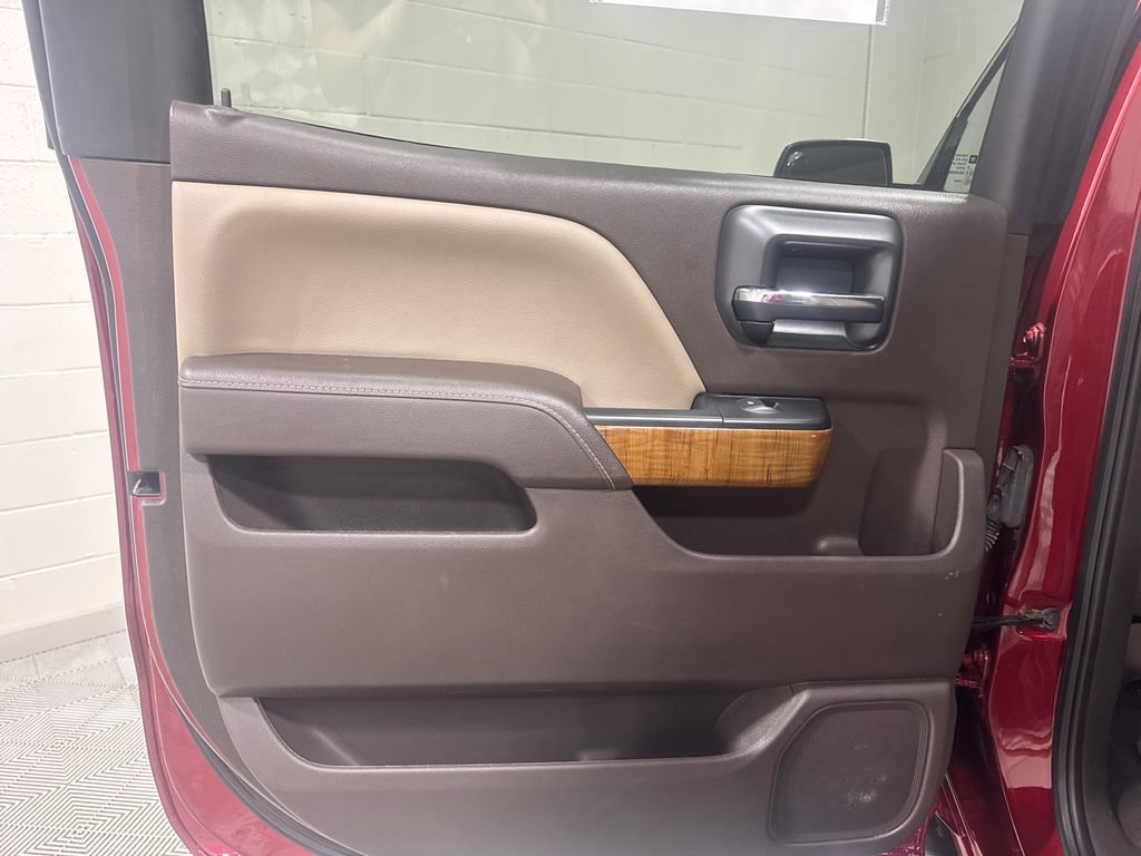 Used 2018 GMC Sierra 1500 SLT AWD/4WD image 38