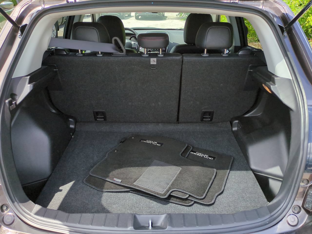 Used 2025 Mitsubishi Outlander Sport SE AWD/4WD image 13