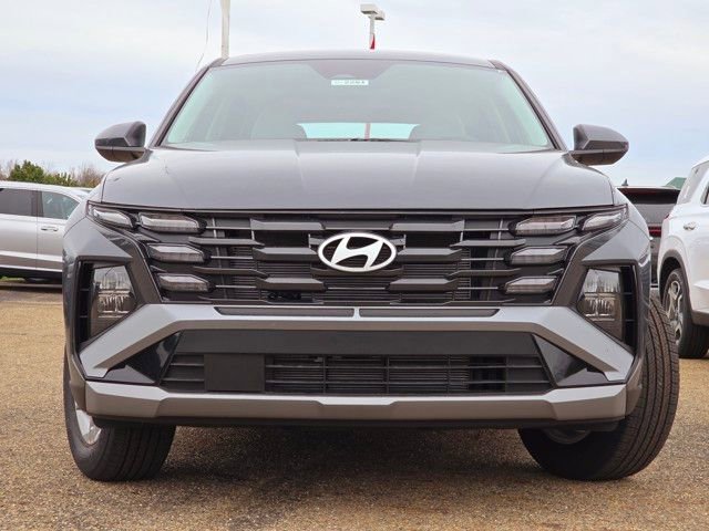 Certified 2025 Hyundai Tucson SE image 12