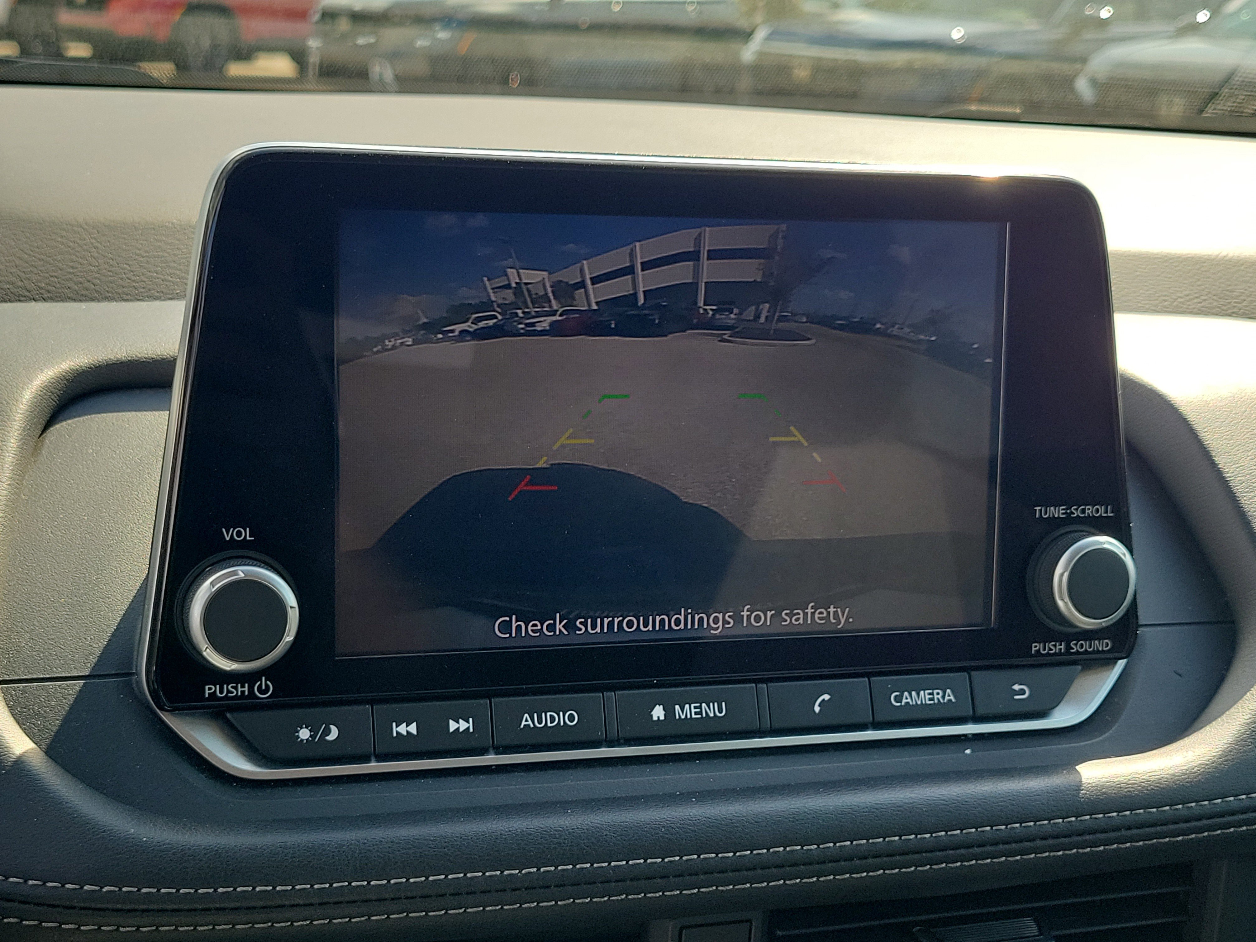 Used 2024 Nissan Rogue SV image 26
