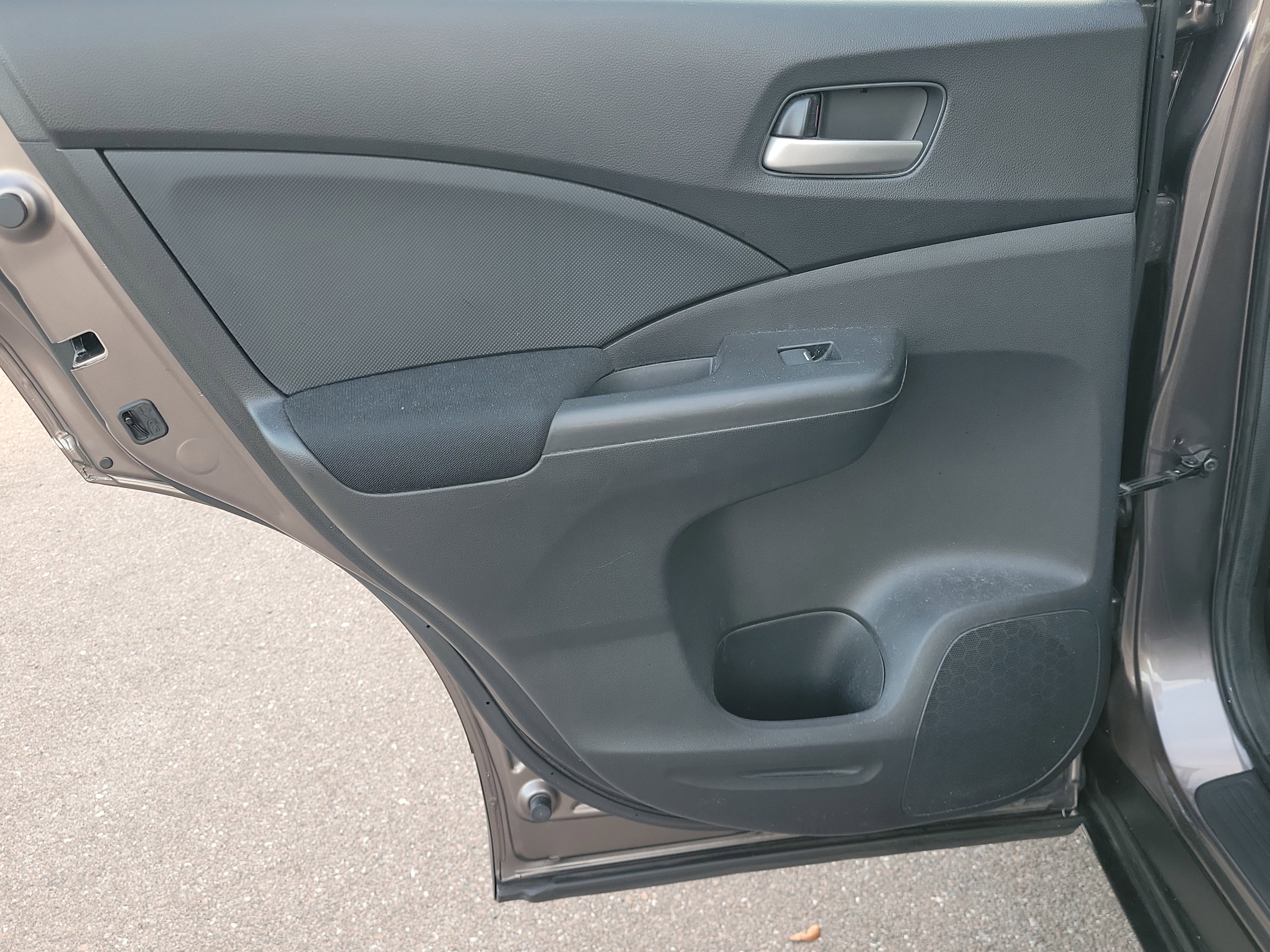 Used 2014 Honda CR-V LX image 8