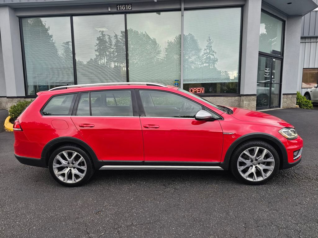 Used 2018 Volkswagen Golf Alltrack SEL AWD/4WD image 8