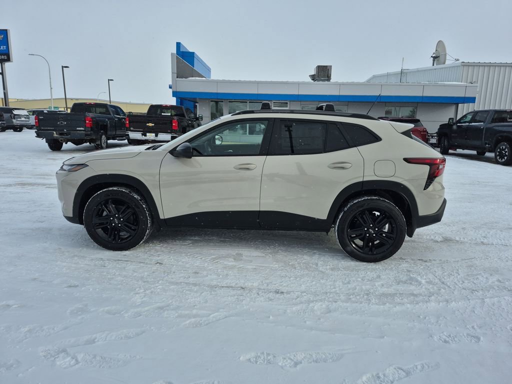 New 2026 Chevrolet Trax ACTIV w/ Driver Confidence Package image 2