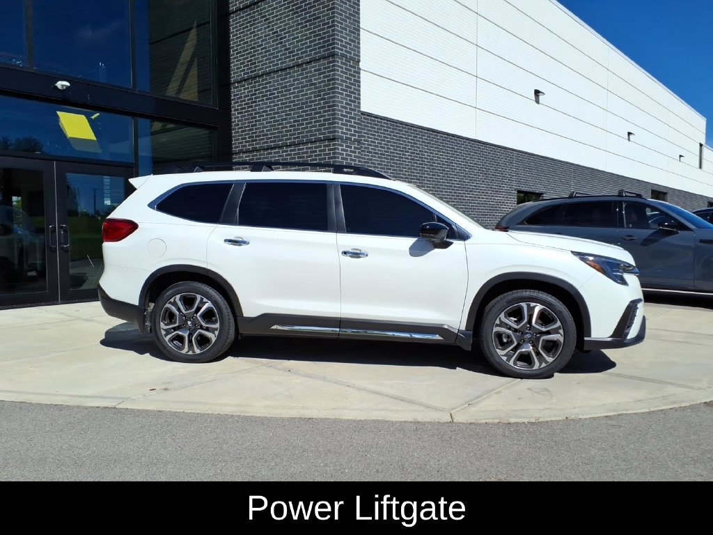 Used 2024 Subaru Ascent Touring AWD/4WD image 8