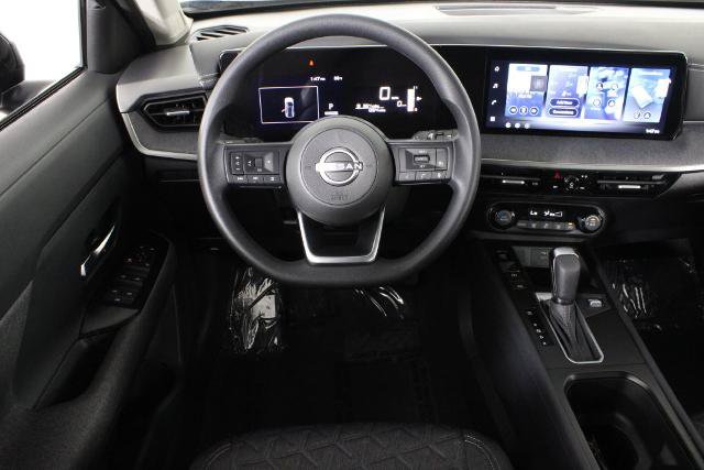 Certified 2026 Nissan Kicks SV FWD image 7