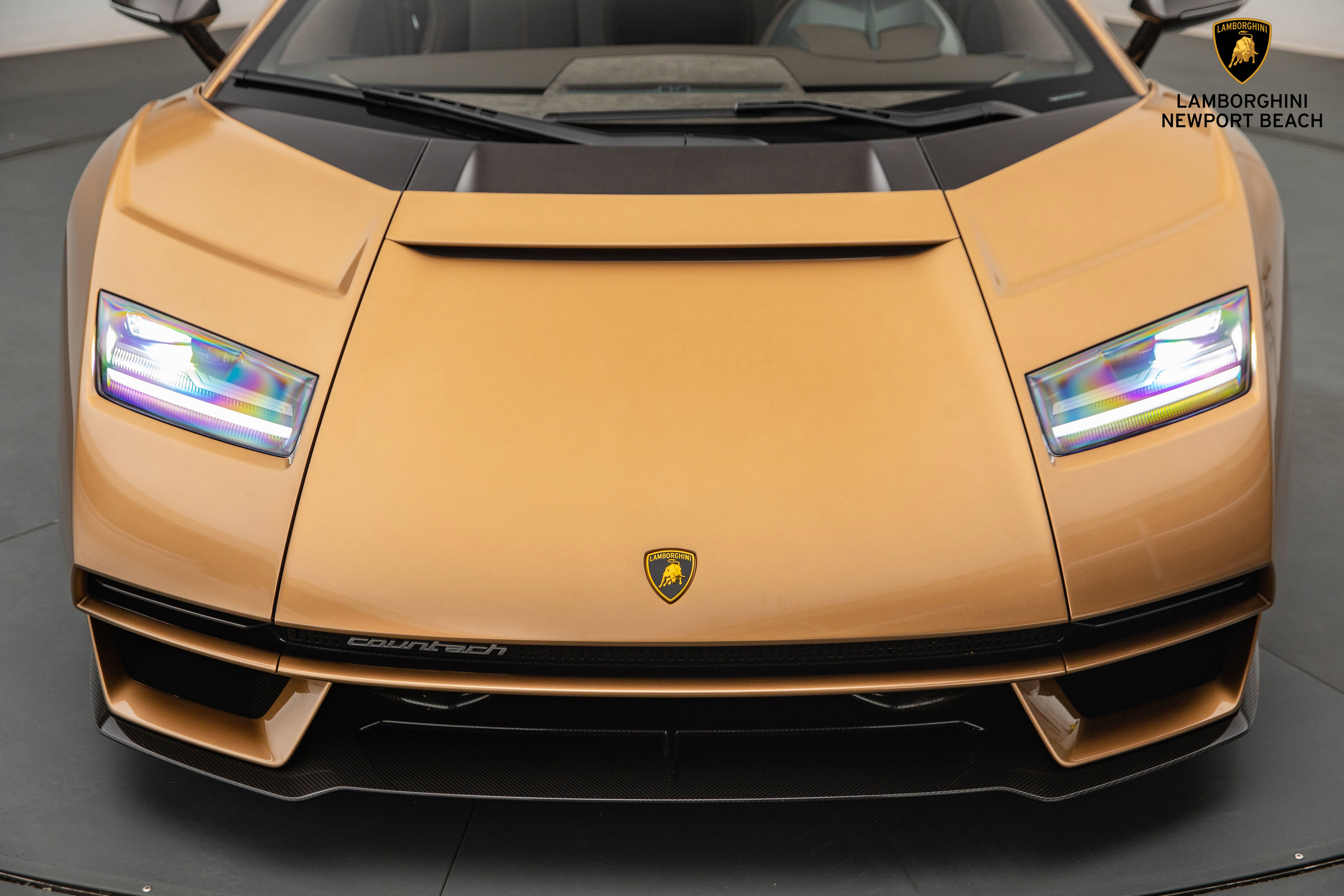 Used 2022 Lamborghini Aventador Countach image 11