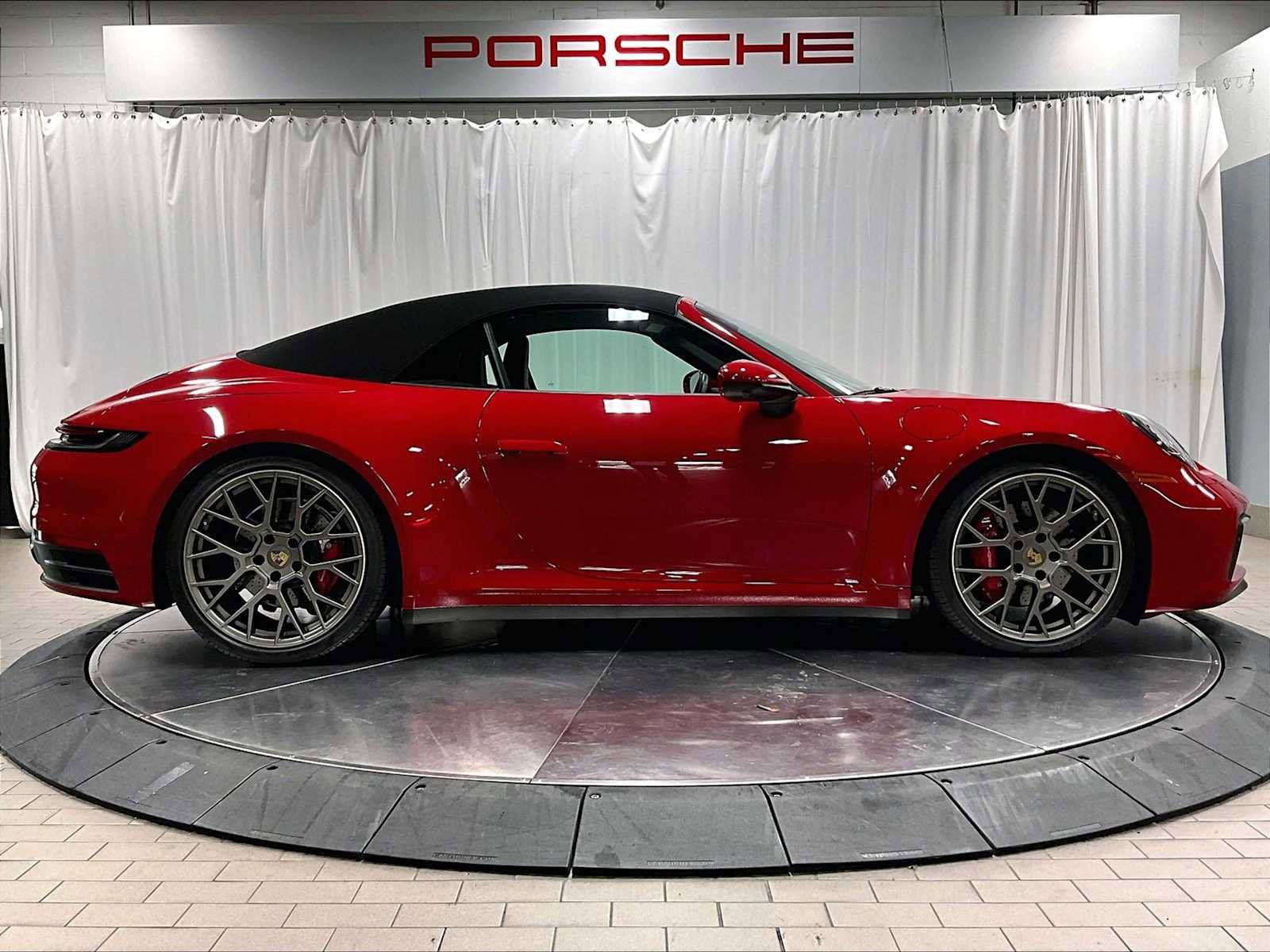 Used 2023 Porsche 911 Carrera 4S image 10