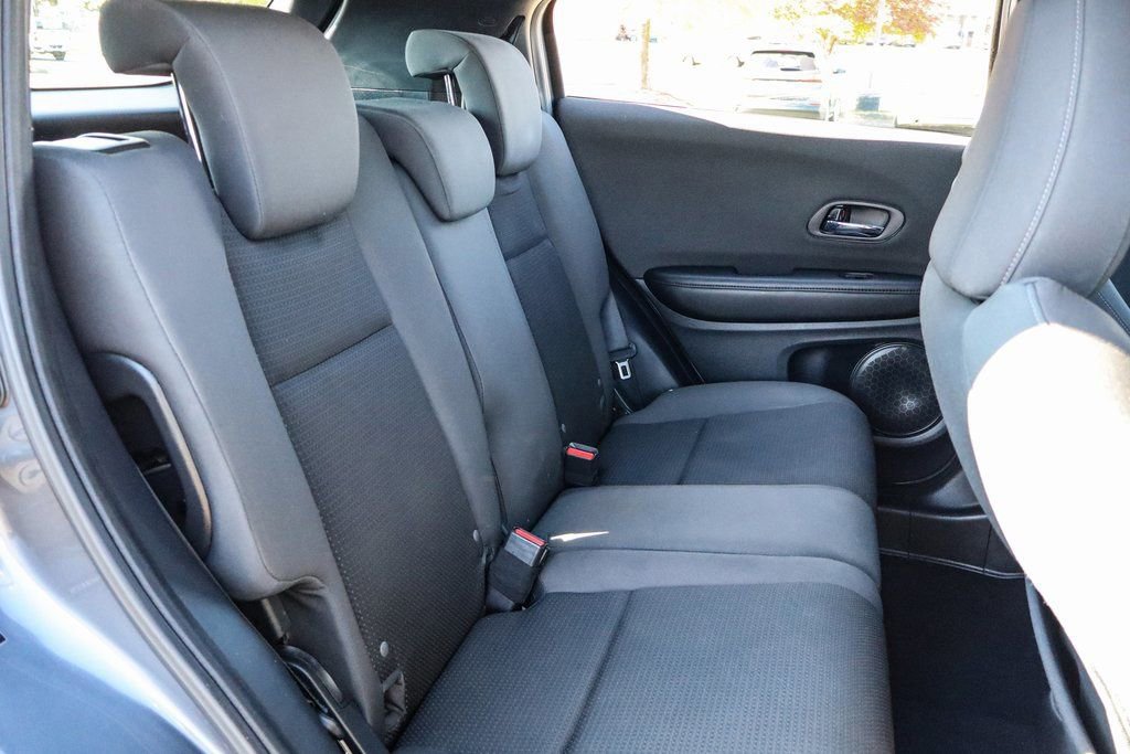 Used 2020 Honda HR-V Sport image 30