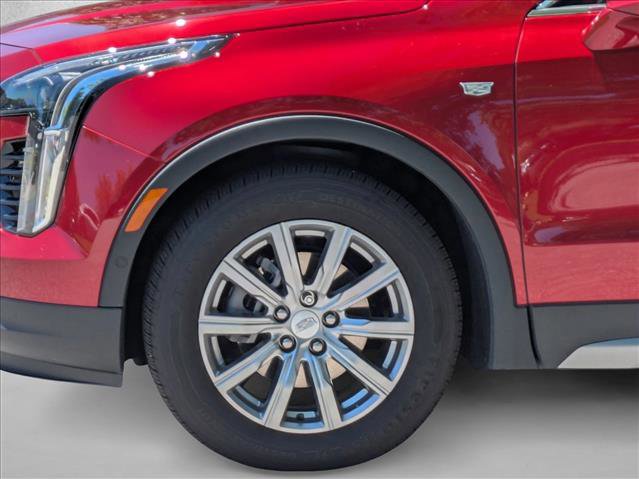 Used 2023 Cadillac XT4 Premium Luxury w/ Enhanced Visibility Package FWD image 14