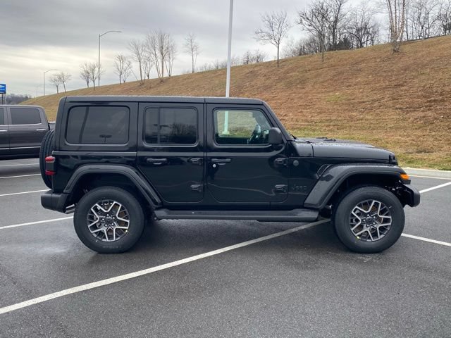 New 2026 Jeep Wrangler Unlimited Sahara AWD/4WD image 9