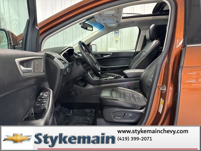 Used 2017 Ford Edge SEL w/ Equipment Group 201A image 32