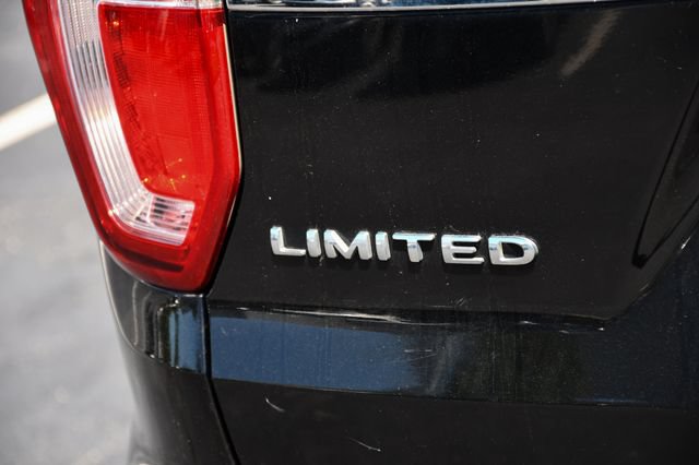 Used 2016 Ford Explorer Limited w/ Equipment Group 301A AWD/4WD image 28